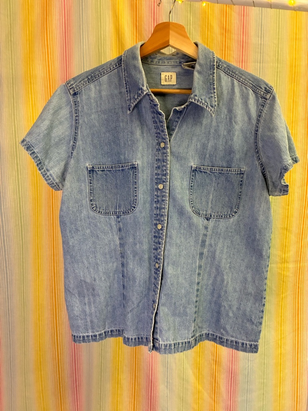 GAP Short-Sleeve Denim Button-Up Shirt - Size XL